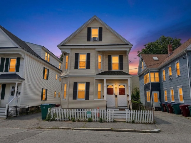 114-116 Gershom Ave. - 114-116 Gershom Ave. Apartment