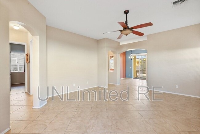 Foto del edificio - 6261 E Boothwyn St