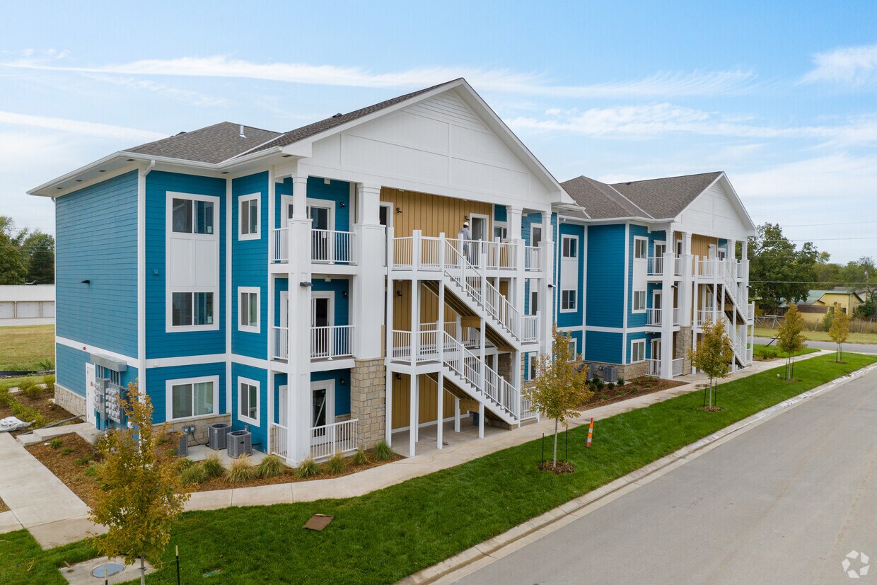 WIN Residences Apartments in Winfield, KS