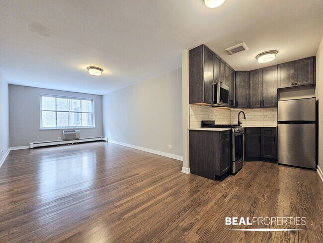 Foto del edificio - 524 W Oakdale Ave