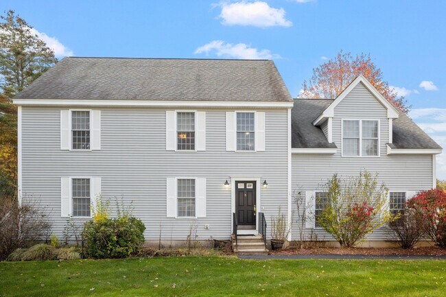Building Photo - 131 Forest Hill Way