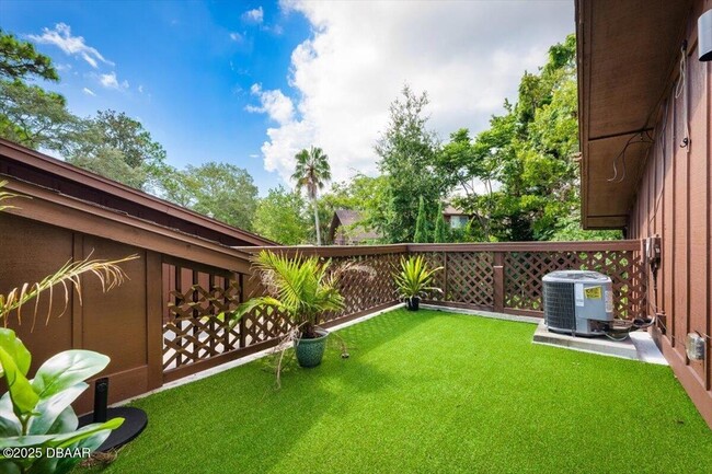 Photo - 6 Tomahawk Trail Townhome