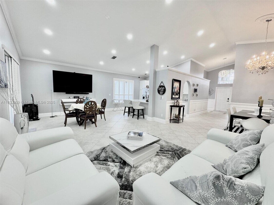 Foto principal - 1136 SE Westminster Pl