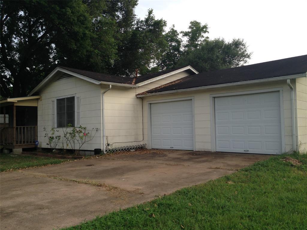 Primary Photo - 318 Edgewood Dr