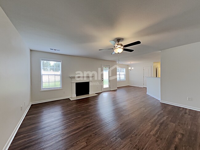 Foto del edificio - 5110 Blue Ash Ct