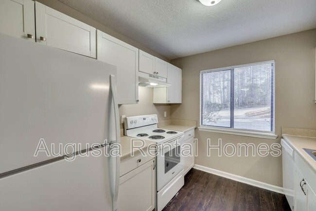 Building Photo - 2451A Jennings Road