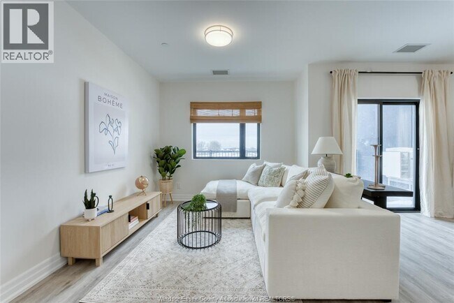 Photo du bâtiment - 7337 Meo Blvd