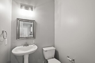 Building Photo - 5314 Schuler St