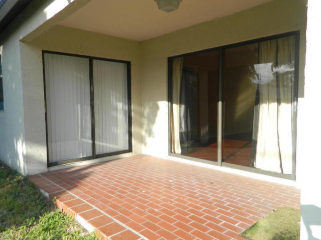Building Photo - 5854 SE Mitzi Ln