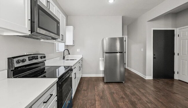 Building Photo - 2301 Whittier Ave