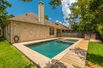 Building Photo - 7 Deer River Cir