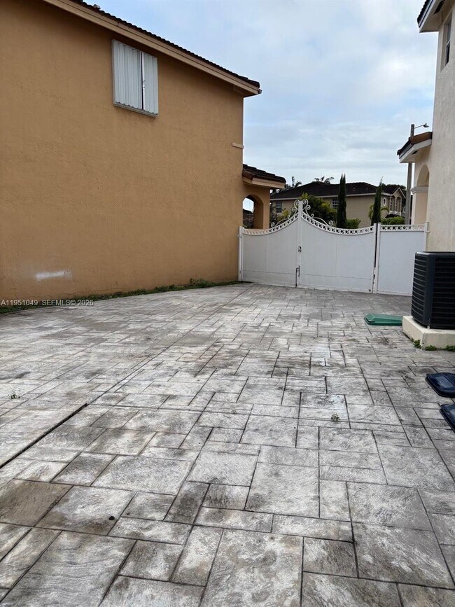 Foto del edificio - 15465 SW 36th Terrace