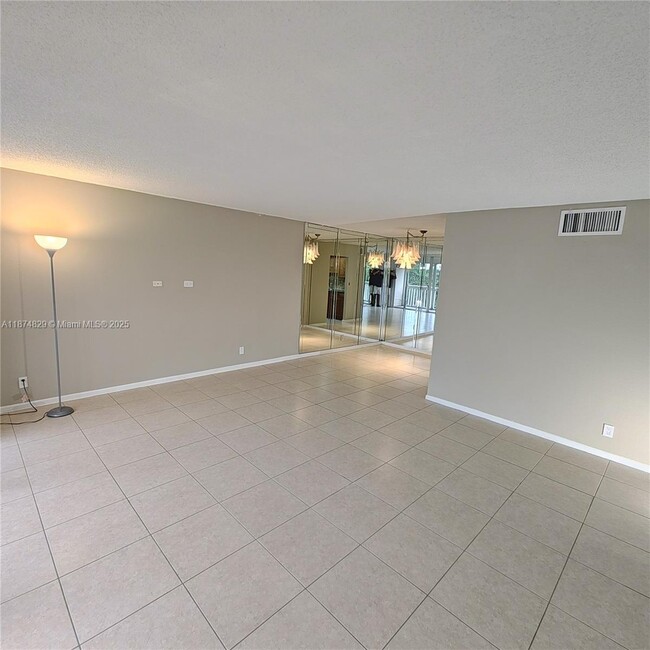 Building Photo - 7051 Environ Blvd