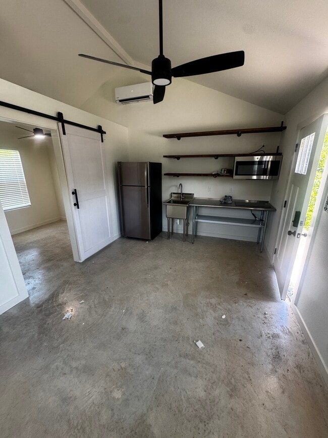 Building Photo - 1307 Hidden Creek Ln