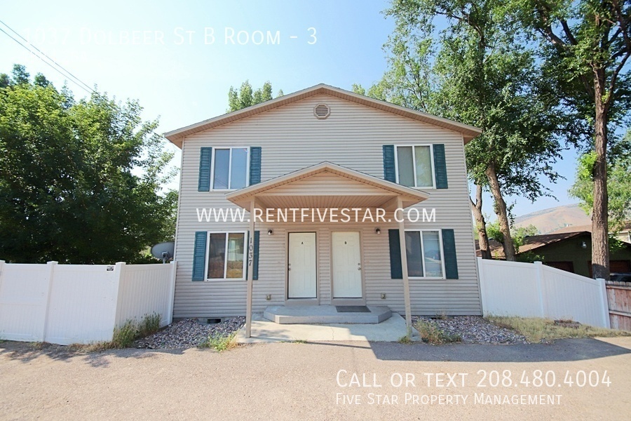 Primary Photo - 1037 Dolbeer St