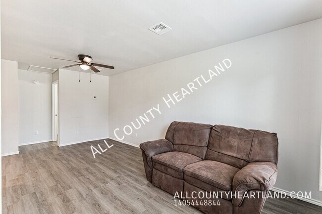 Foto del edificio - 307 W Wallace St