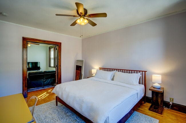 Foto del edificio - 1253 Williamson St