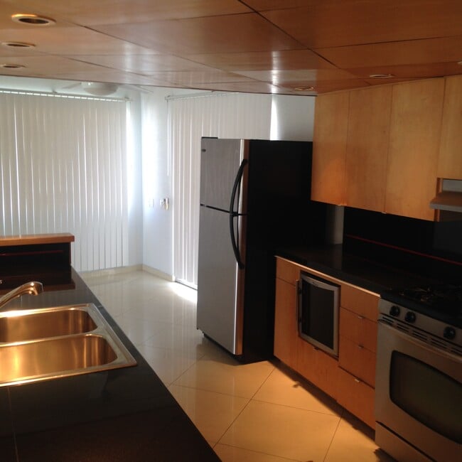 Building Photo - Selene Apartments