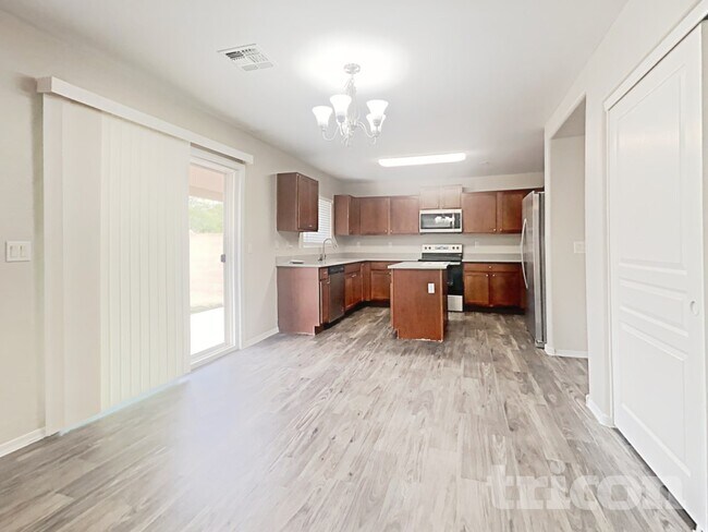 Foto del edificio - 3820 E Sierrita Rd