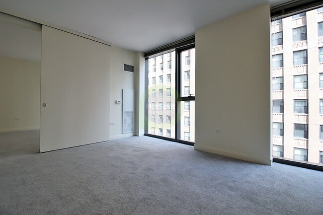 Building Photo - 210 N Post Pl