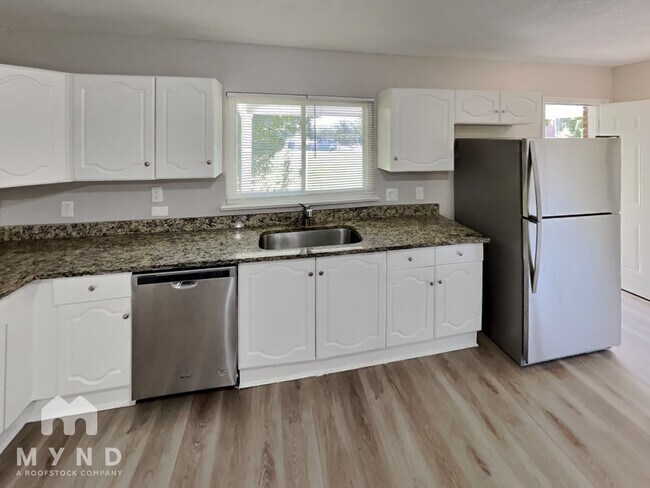 Foto del edificio - 4922 Statesville Rd