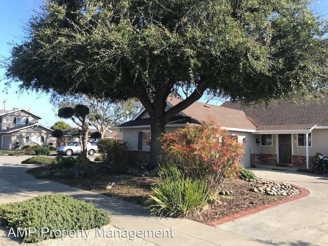 Building Photo - 6 br, 3 bath House - 904 Del Monte Place