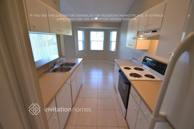 Foto del edificio - 7988 Oak Run Cir