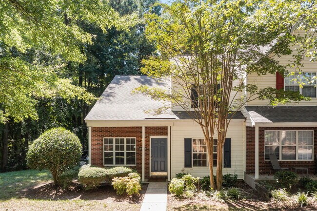 Building Photo - 10660 Holly Ridge Blvd