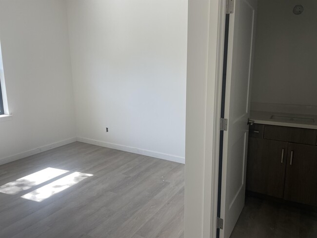 Building Photo - 3720 El Camino Real