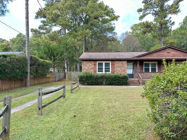 Building Photo - 118 Horn Rd