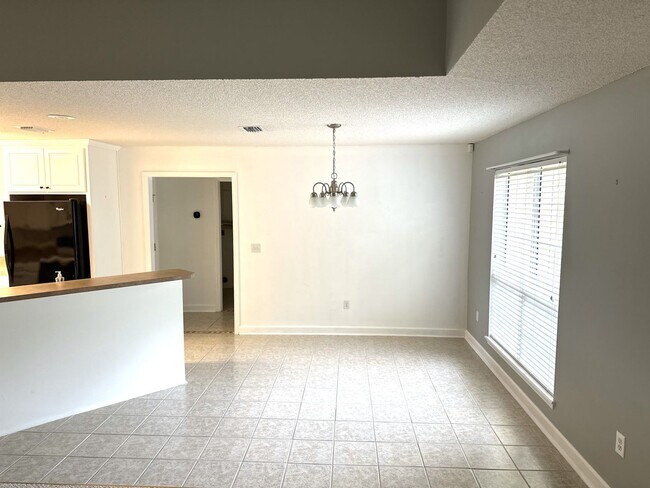 Foto del edificio - 2920 Findley Chase