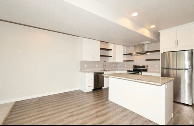 Foto del edificio - 14121 S Deer Arch Ln