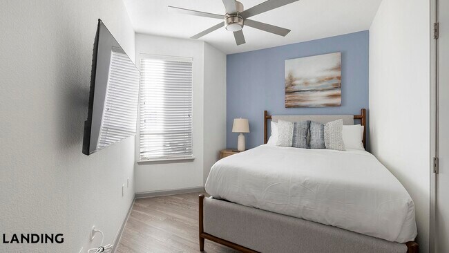 Building Photo - 1001 S Center St