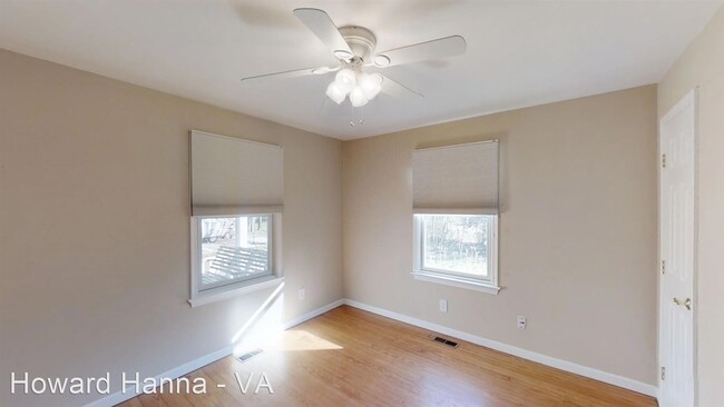 Building Photo - 3 br, 2 bath House - 135 Madison Lane N.