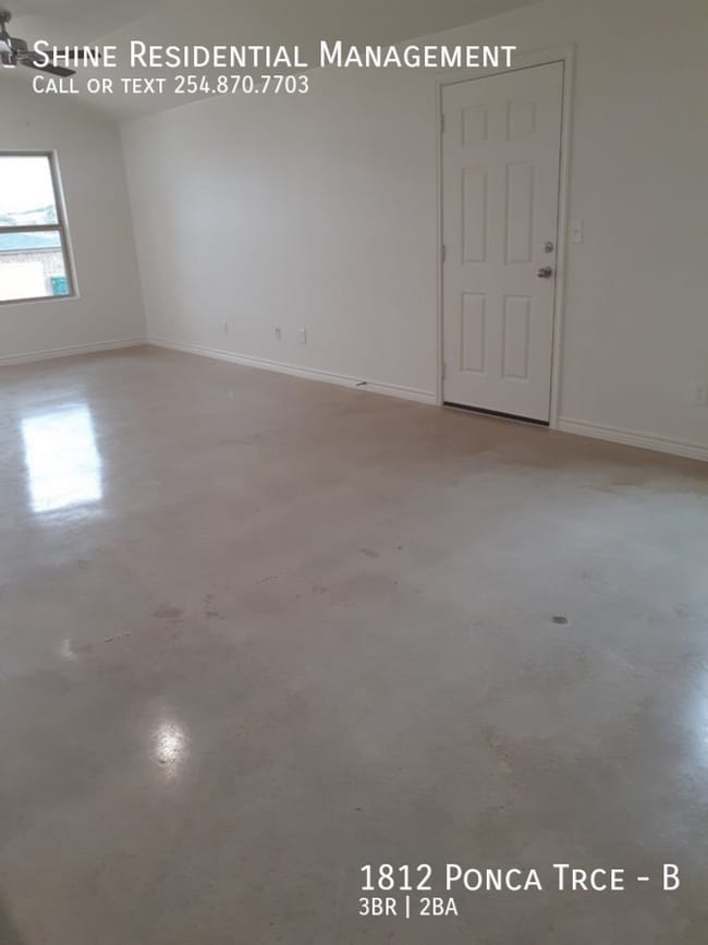 Building Photo - 1812 Ponca Trce