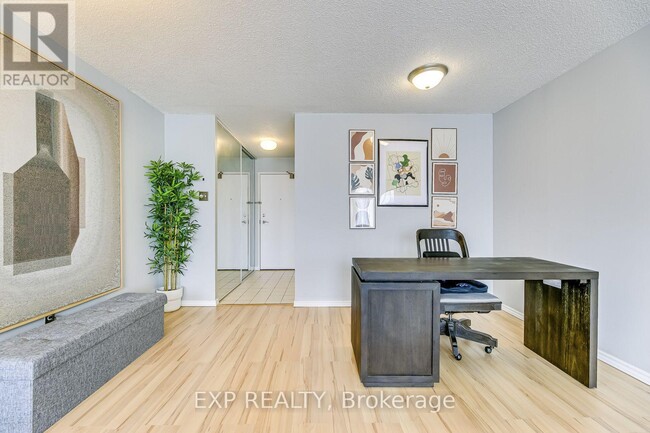 Building Photo - 350 Rathburn Rd W