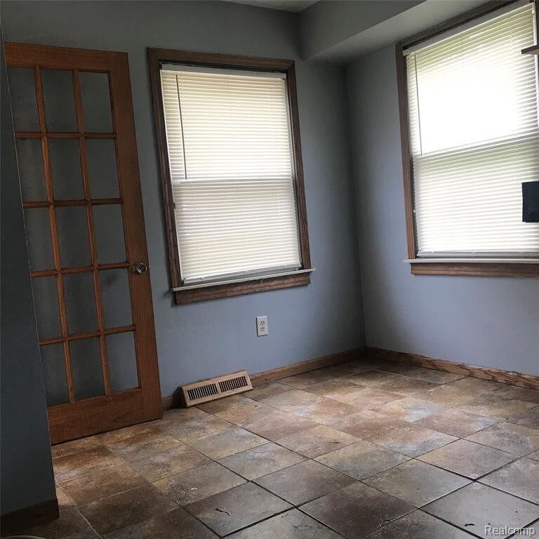 Foto del edificio - 7556 Beaverland St