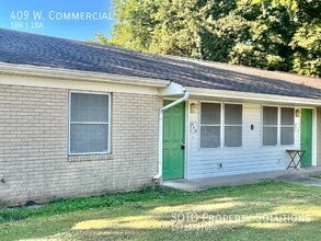 Building Photo - 409 W Commercial St