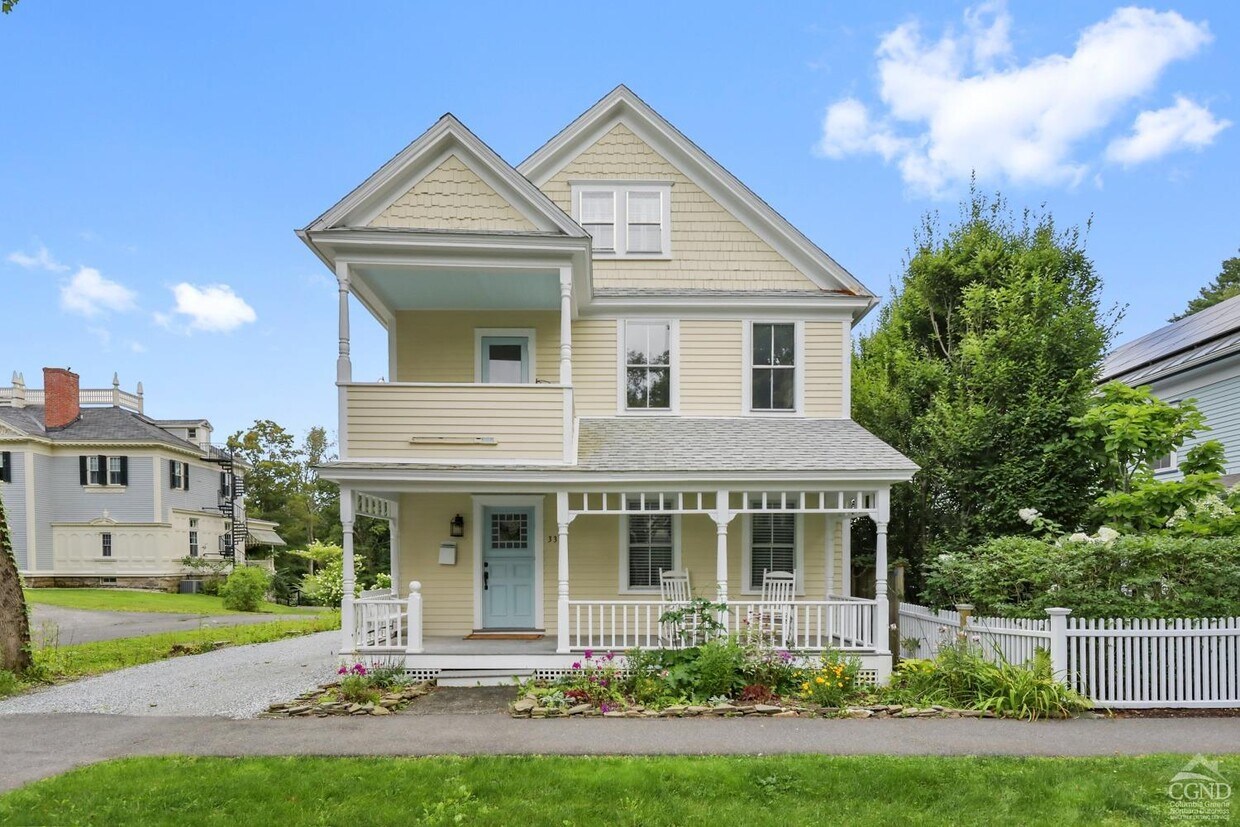 Primary Photo - 33 Cliffwood St