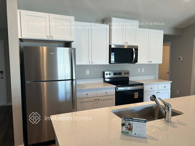 Foto del edificio - 711 NE 1st Ave