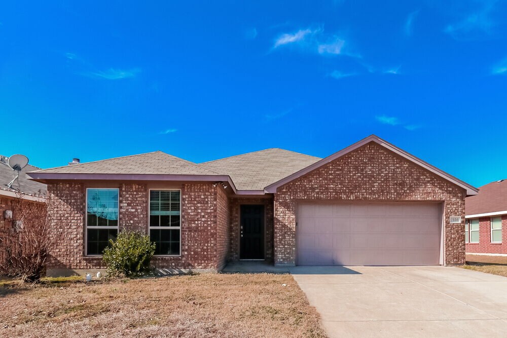 Primary Photo - 7608 Hollow Forest Dr
