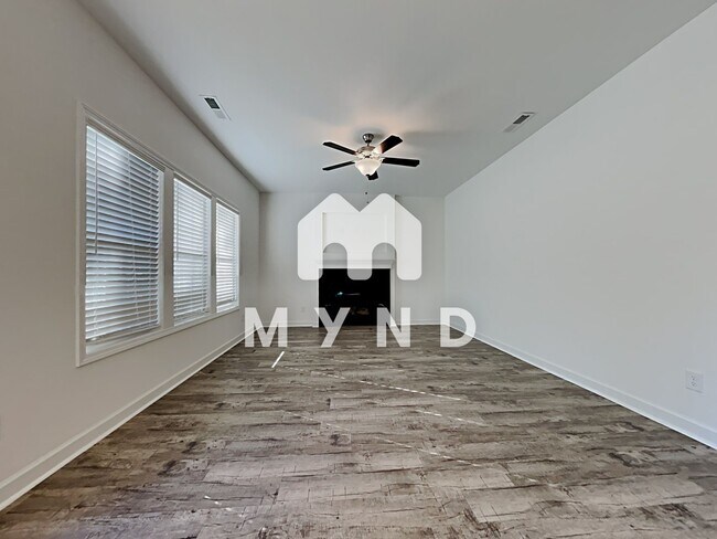 Foto del edificio - 2612 Cold Springs Rd