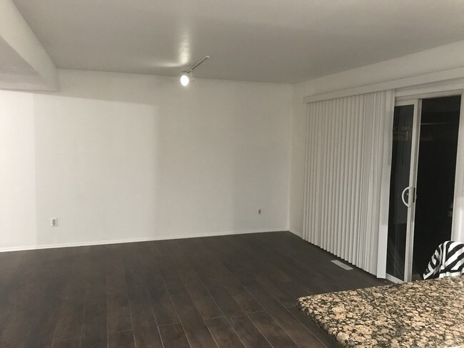 Comedor grande - 3930 S Yosemite St