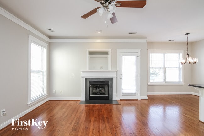 Foto del edificio - 8111 Townley Rd