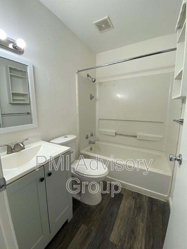 Foto del edificio - 2820 SE Monroe St