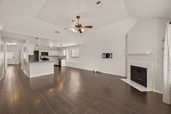 Foto del edificio - 22619 Old Church Ln