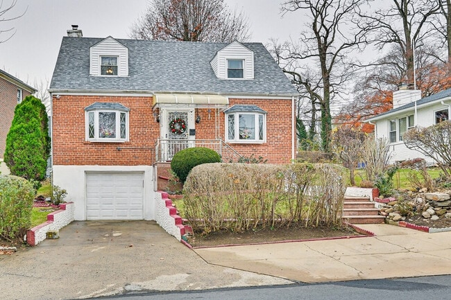 Foto del edificio - 80 W Kingsbridge Rd