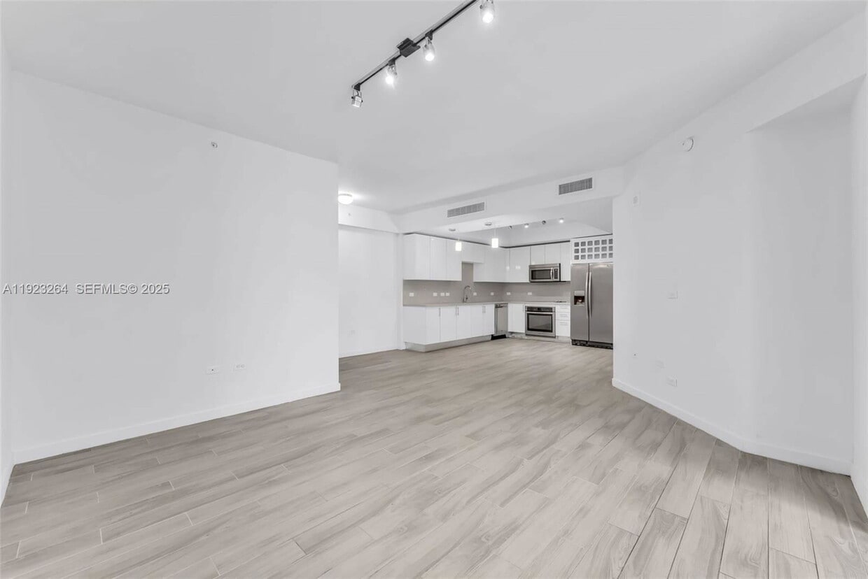 Photo - 999 Southwest 1st Avenue Apt #28, Miami, FL 33130 - 1 BR 1 BA condo