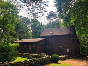 Building Photo - 205 Pequot Trail