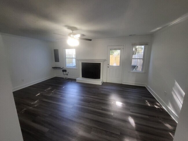 Foto del edificio - CAMPUS EAST